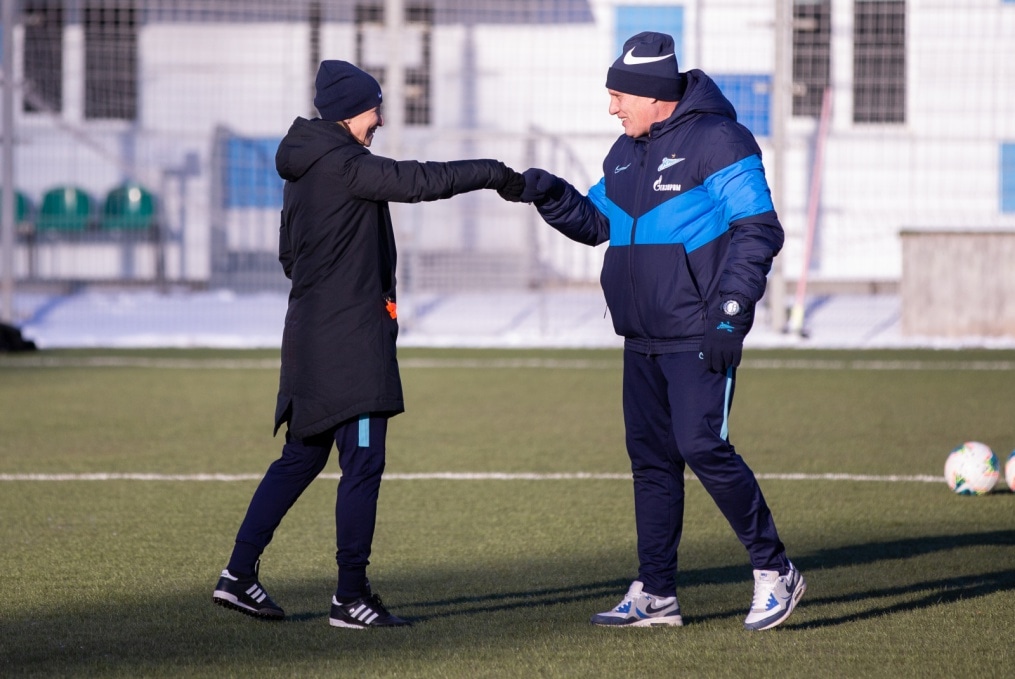 Тренировка женской футбольной команды «Зенит» в Удельном парке