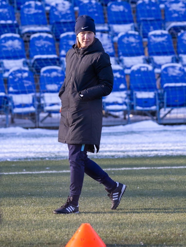 Тренировка женской футбольной команды «Зенит» в Удельном парке