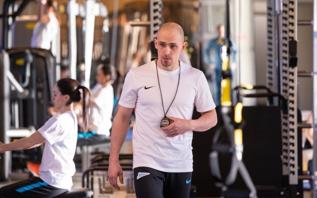 Тренировка женской футбольной команды «Зенит» в Удельном парке