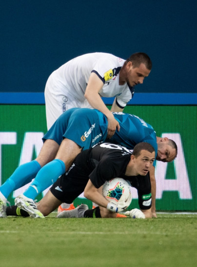 Тинькофф Российская Премьер-Лига 2019/20, «Зенит» — «Крылья Советов»