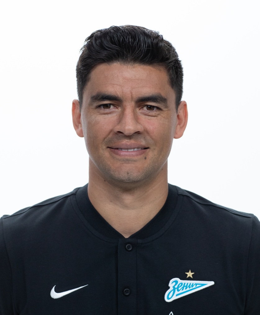 Фотосессия футболистов и тренеров основного состава ФК «Зенит» сезона 2020/21