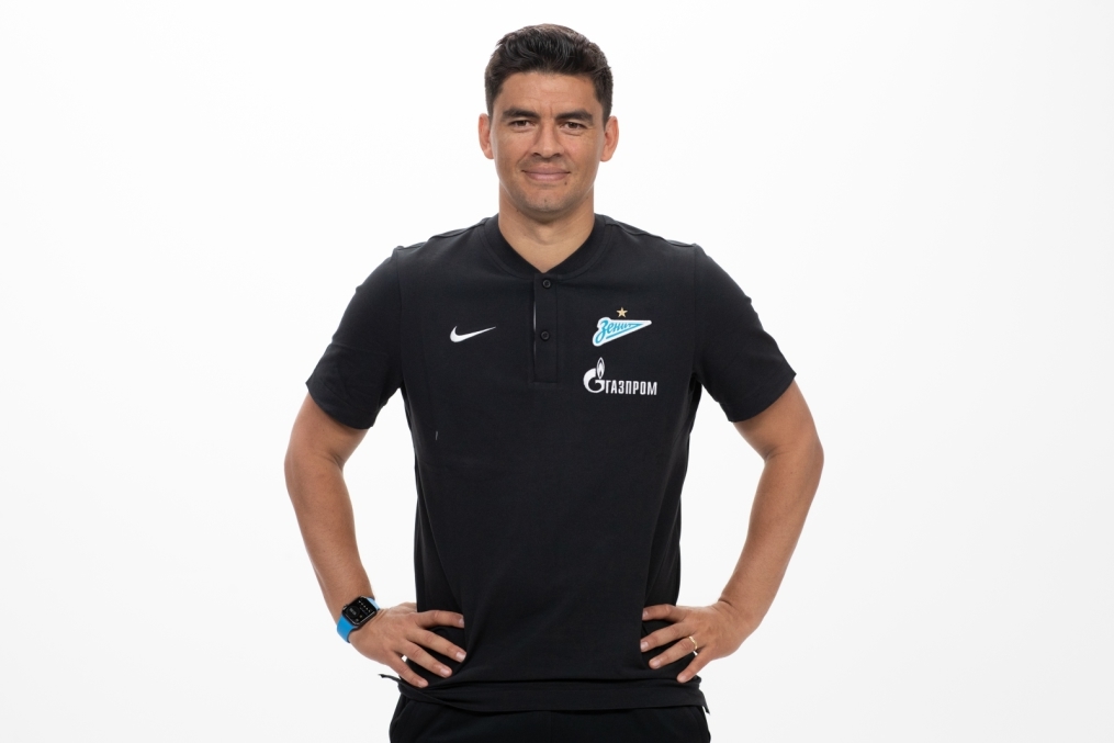 Фотосессия футболистов и тренеров основного состава ФК «Зенит» сезона 2020/21