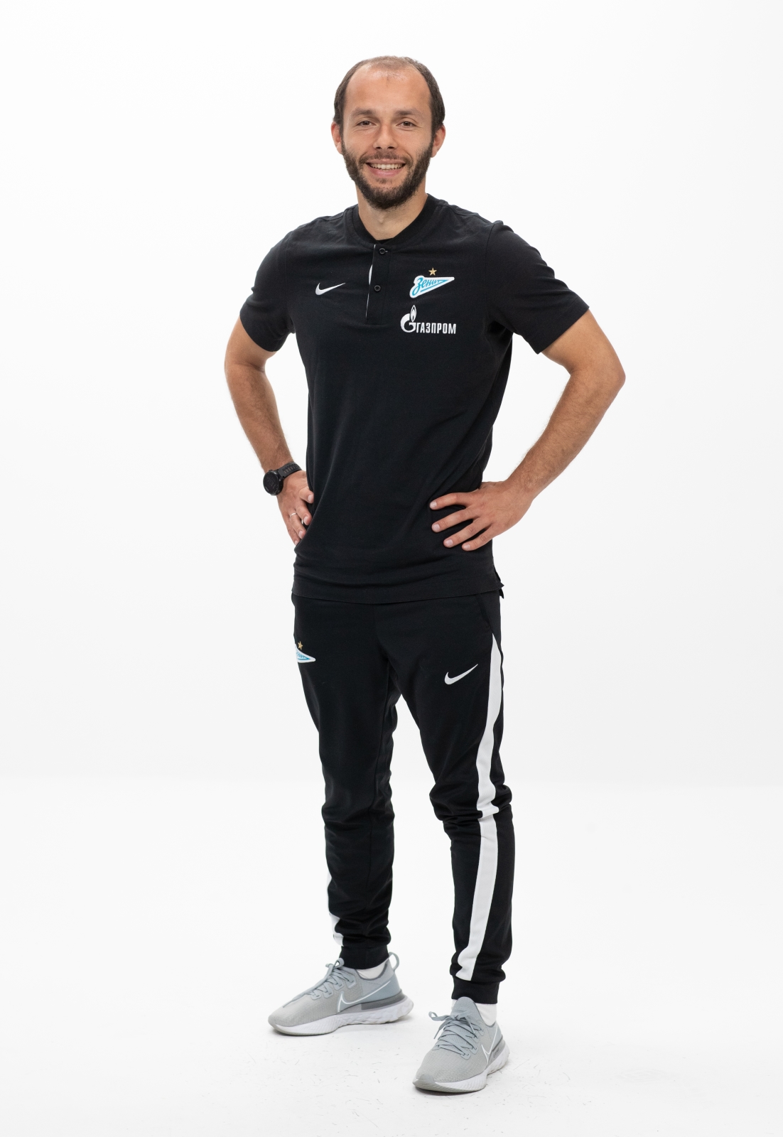 Фотосессия футболистов и тренеров основного состава ФК «Зенит» сезона 2020/21