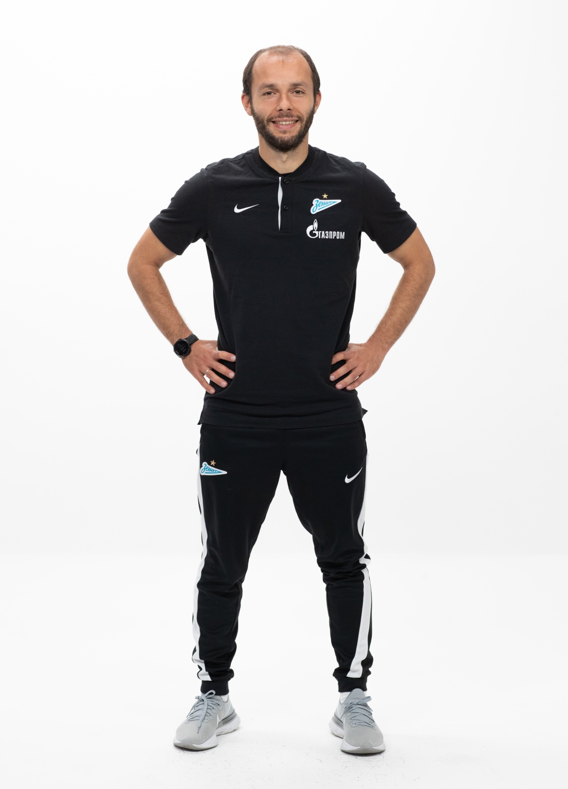 Фотосессия футболистов и тренеров основного состава ФК «Зенит» сезона 2020/21