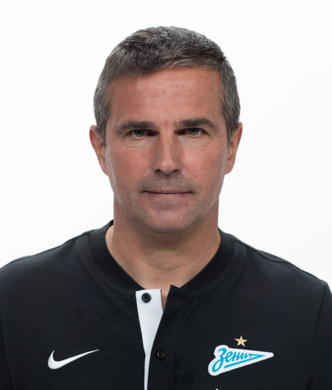 Фотосессия футболистов и тренеров основного состава ФК «Зенит» сезона 2020/21