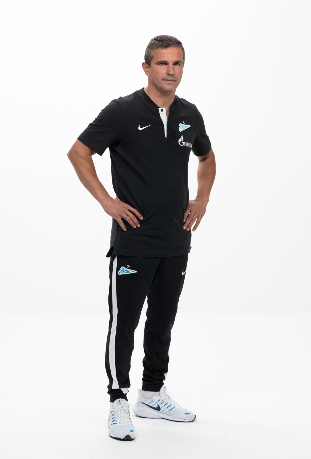 Фотосессия футболистов и тренеров основного состава ФК «Зенит» сезона 2020/21