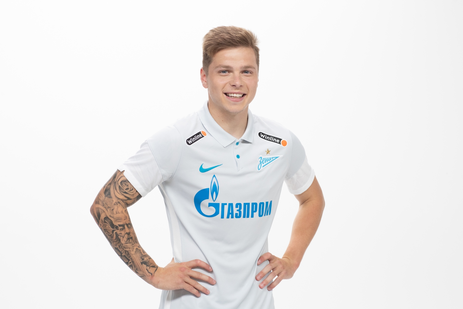 Фотосессия футболистов и тренеров основного состава ФК «Зенит» сезона 2020/21