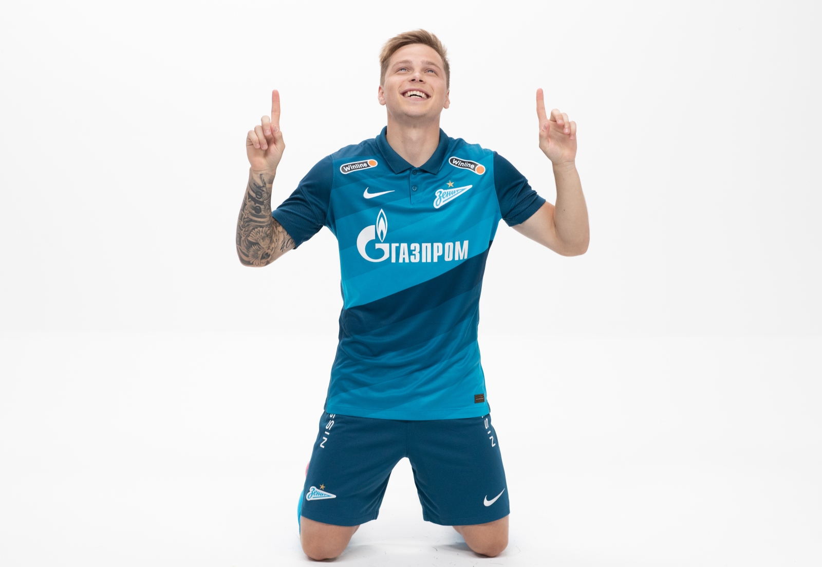 Фотосессия футболистов и тренеров основного состава ФК «Зенит» сезона 2020/21