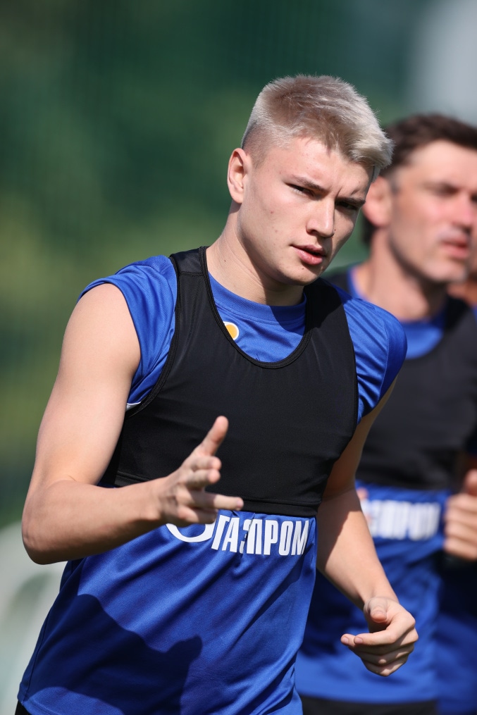 «Газпром»-тренировочные сборы «Зенита» в Дубае: 18 января, утренняя тренировка