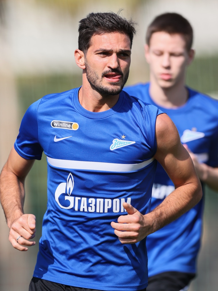 «Газпром»-тренировочные сборы «Зенита» в Дубае: 18 января, утренняя тренировка