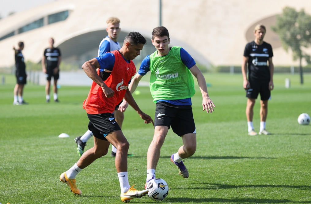«Газпром»-тренировочные сборы «Зенита» в Дубае: 18 января, утренняя тренировка