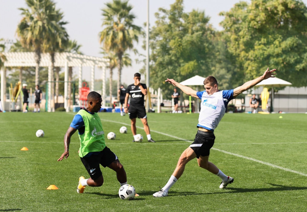 «Газпром»-тренировочные сборы «Зенита» в Дубае: 18 января, утренняя тренировка