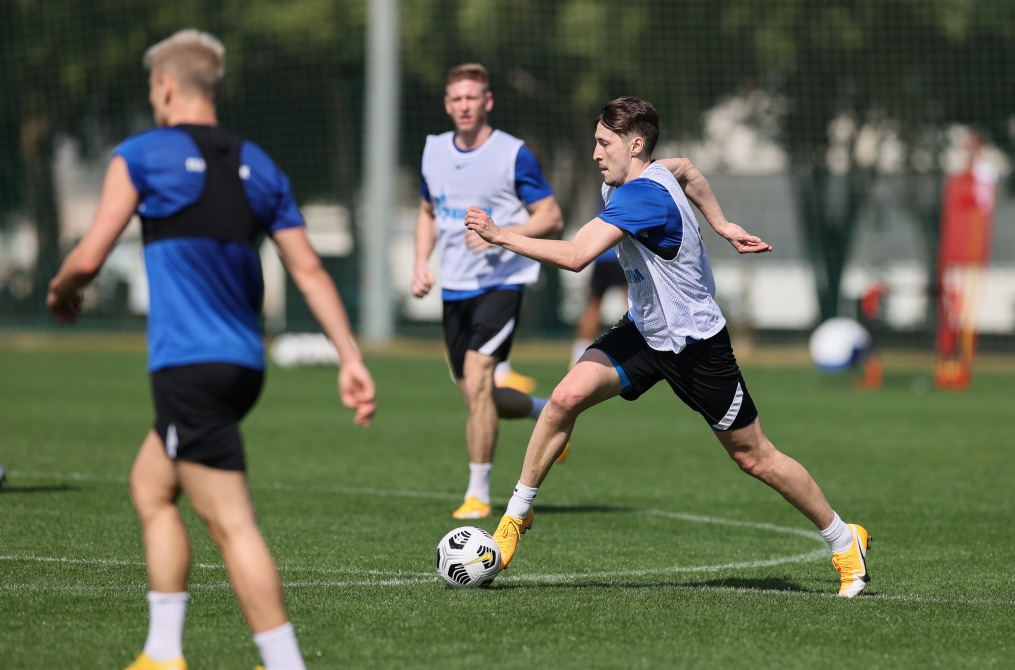 «Газпром»-тренировочные сборы «Зенита» в Дубае: 18 января, утренняя тренировка