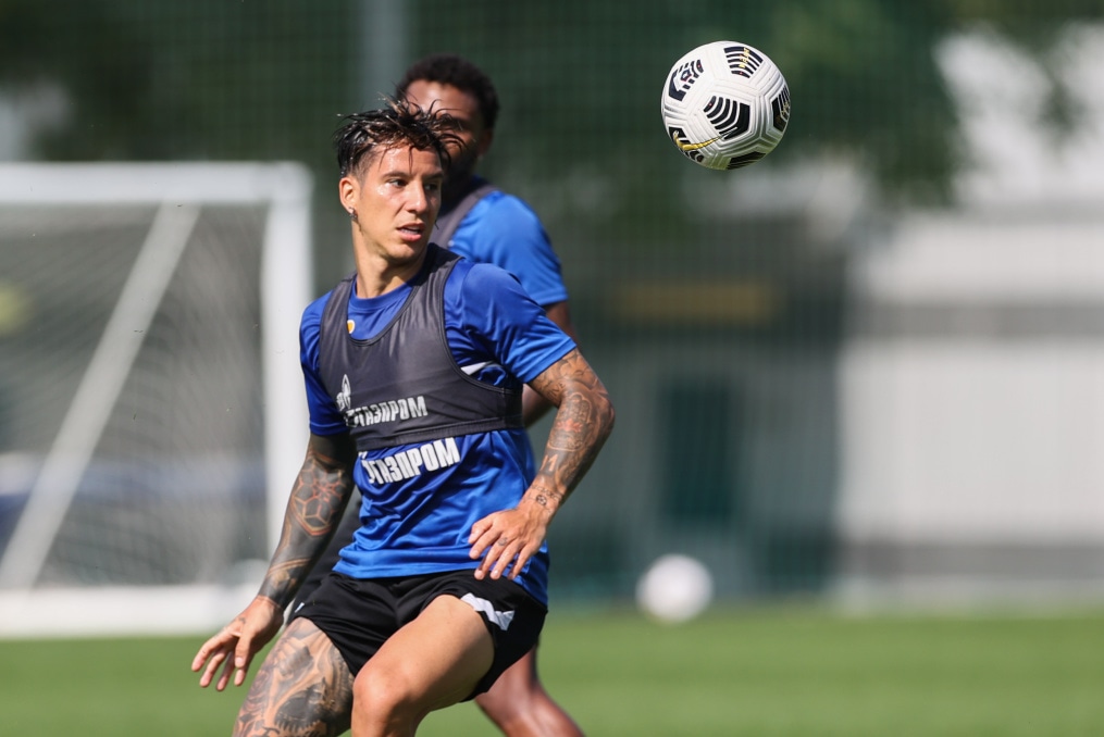 «Газпром»-тренировочные сборы «Зенита» в Дубае: 18 января, утренняя тренировка