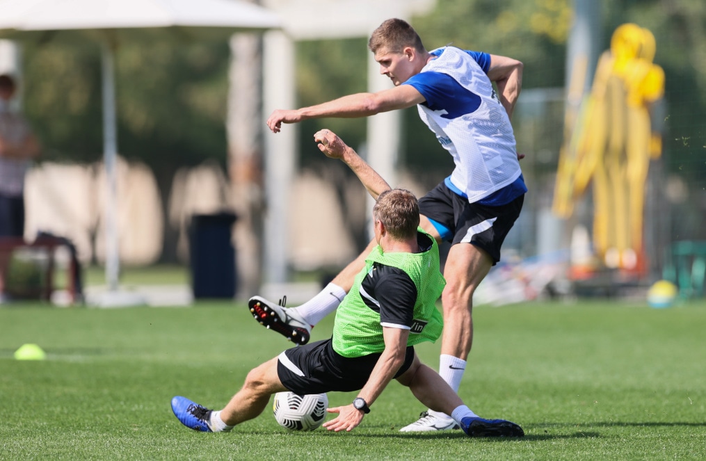 «Газпром»-тренировочные сборы «Зенита» в Дубае: 18 января, утренняя тренировка