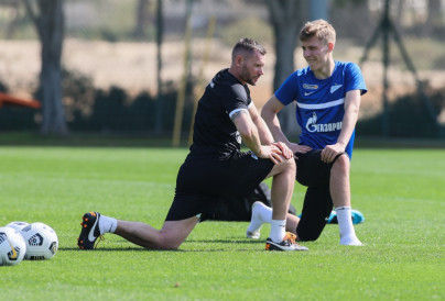 «Газпром»-тренировочные сборы «Зенита» в Дубае: 18 января, утренняя тренировка