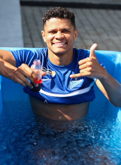 «Газпром»-тренировочные сборы «Зенита» в Дубае: 18 января, утренняя тренировка