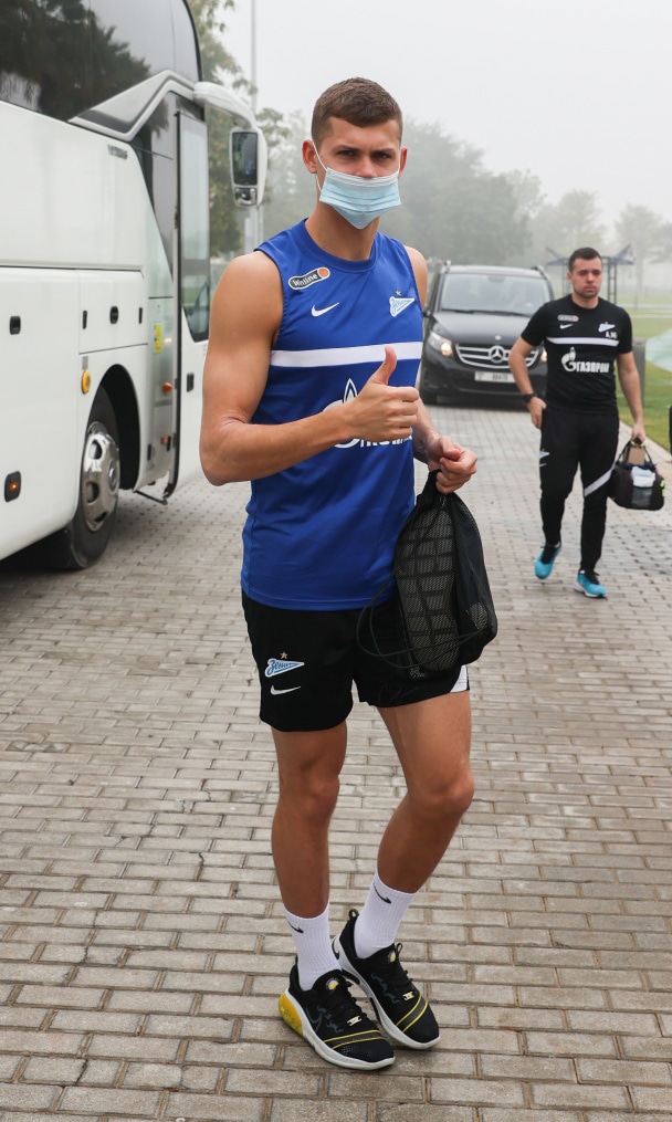 «Газпром»-тренировочные сборы «Зенита» в Дубае: 19 января, утренняя тренировка