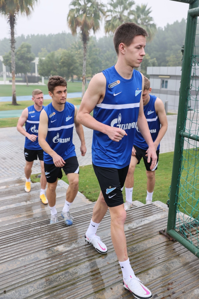 «Газпром»-тренировочные сборы «Зенита» в Дубае: 19 января, утренняя тренировка