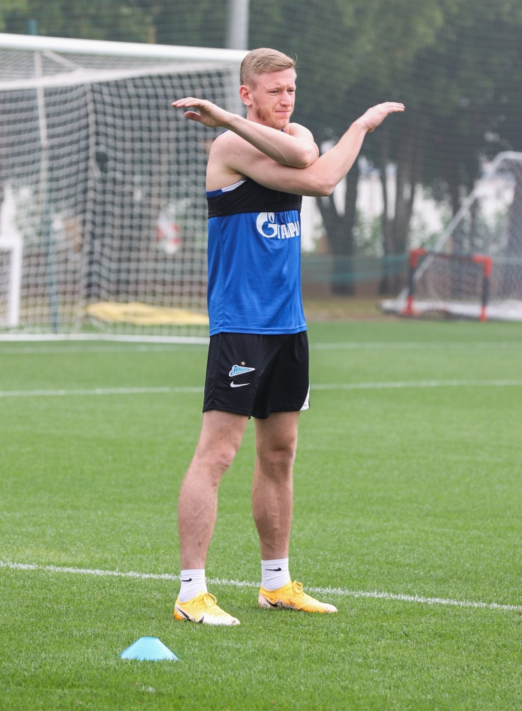 «Газпром»-тренировочные сборы «Зенита» в Дубае: 19 января, утренняя тренировка