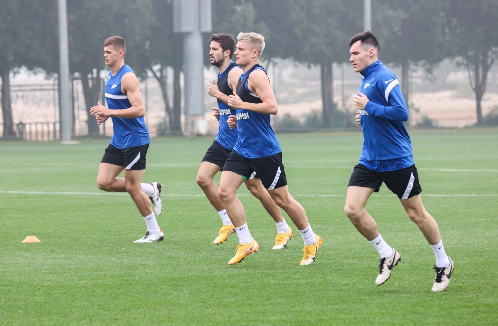 «Газпром»-тренировочные сборы «Зенита» в Дубае: 19 января, утренняя тренировка