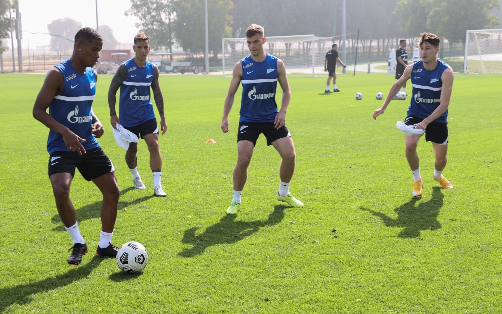 «Газпром»-тренировочные сборы «Зенита» в Дубае: 21 января, утренняя тренировка