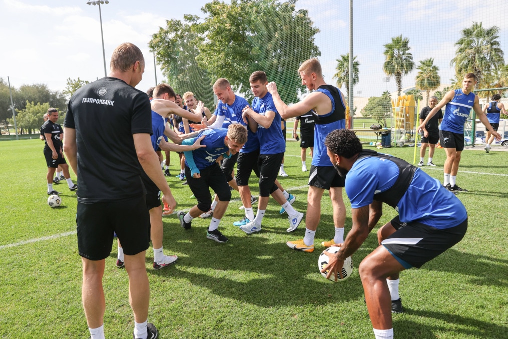 «Газпром»-тренировочные сборы «Зенита» в Дубае: 22 января, утренняя тренировка
