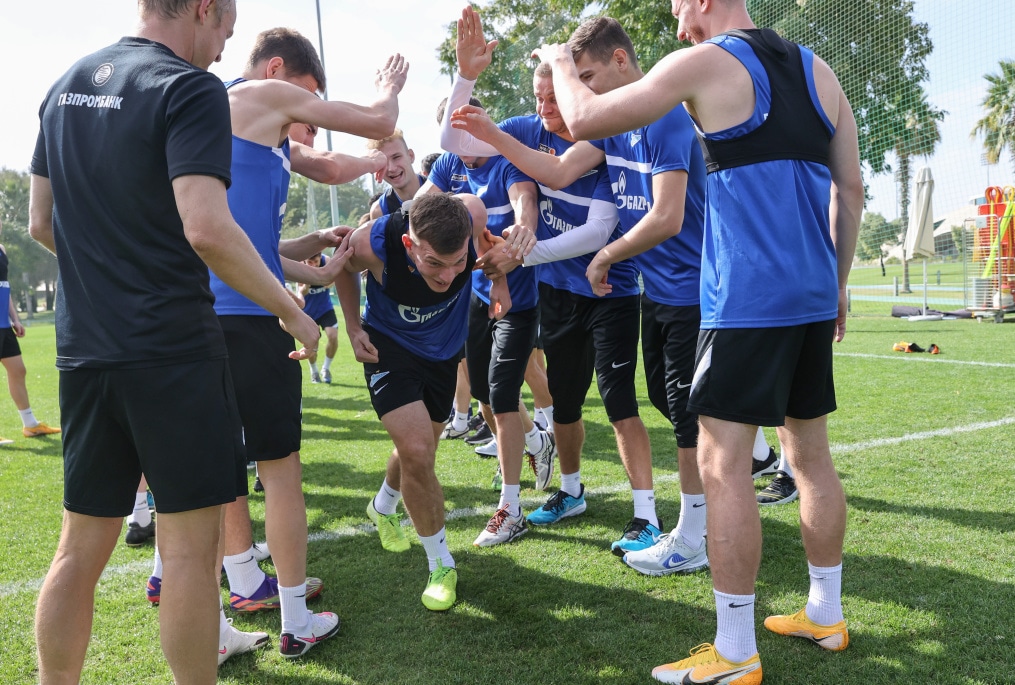 «Газпром»-тренировочные сборы «Зенита» в Дубае: 22 января, утренняя тренировка