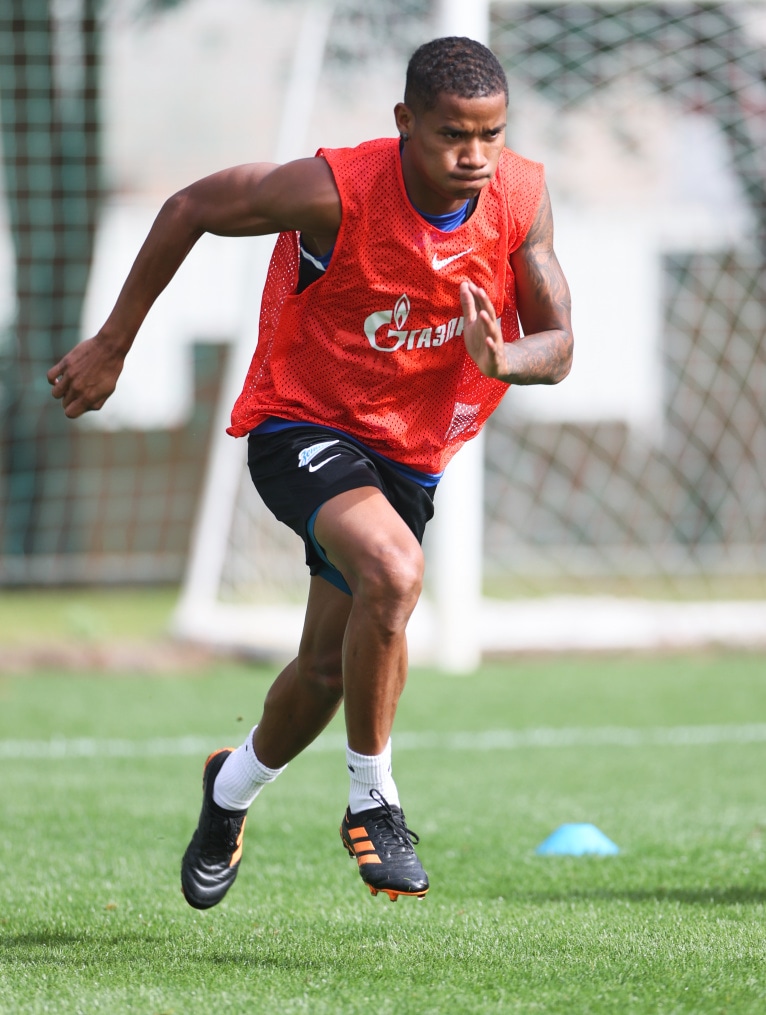 «Газпром»-тренировочные сборы «Зенита» в Дубае: 23 января, утренняя тренировка