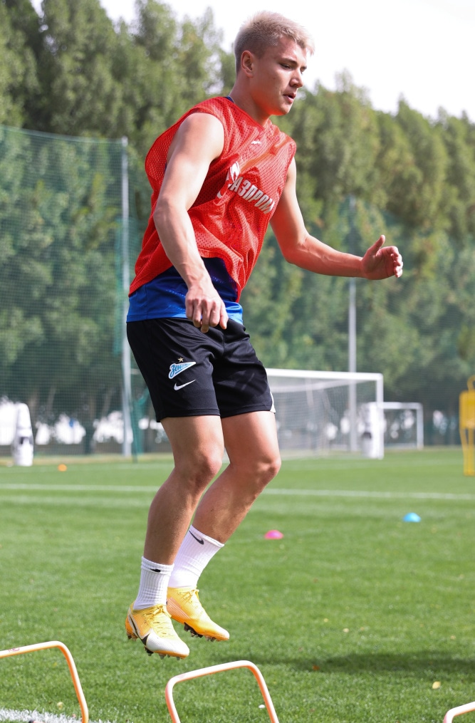 «Газпром»-тренировочные сборы «Зенита» в Дубае: 23 января, утренняя тренировка