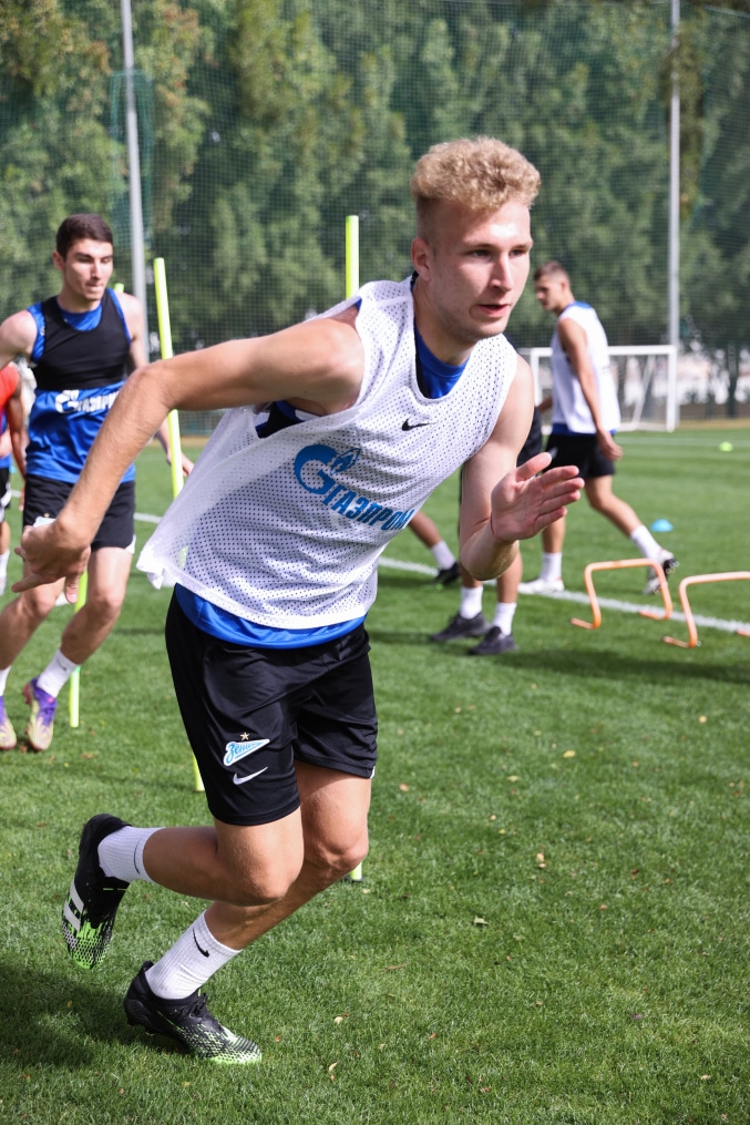 «Газпром»-тренировочные сборы «Зенита» в Дубае: 23 января, утренняя тренировка