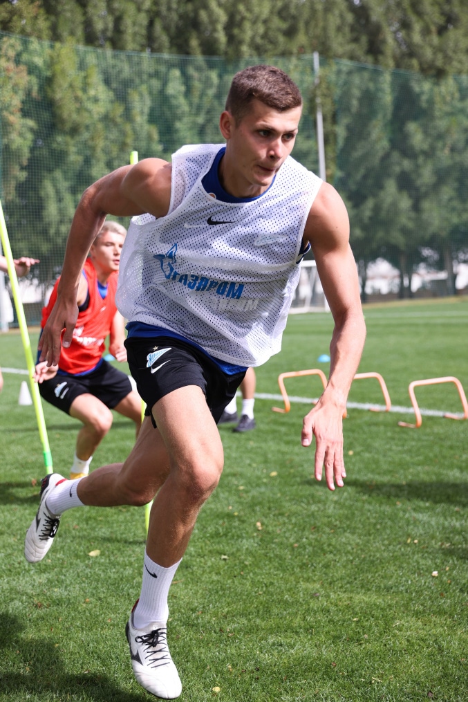 «Газпром»-тренировочные сборы «Зенита» в Дубае: 23 января, утренняя тренировка