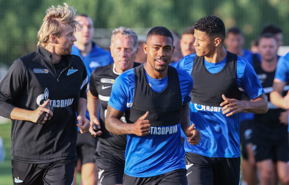 «Газпром»-тренировочные сборы «Зенита» в Дубае: 31 января, вечерняя тренировка