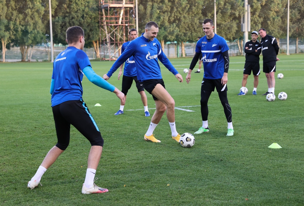 «Газпром»-тренировочные сборы «Зенита» в Дубае: 31 января, вечерняя тренировка