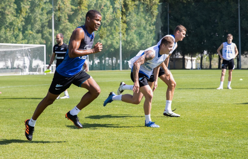 «Газпром»-тренировочные сборы «Зенита» в Дубае: 03 февраля, утренняя тренировка