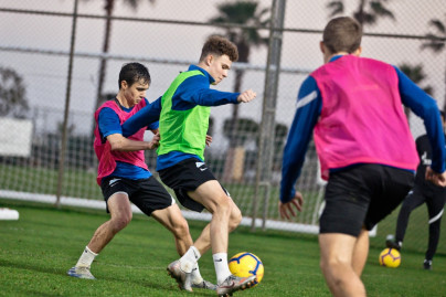 Сборы «Зенита»-2 в Турции: 4 февраля, вечерняя тренировка