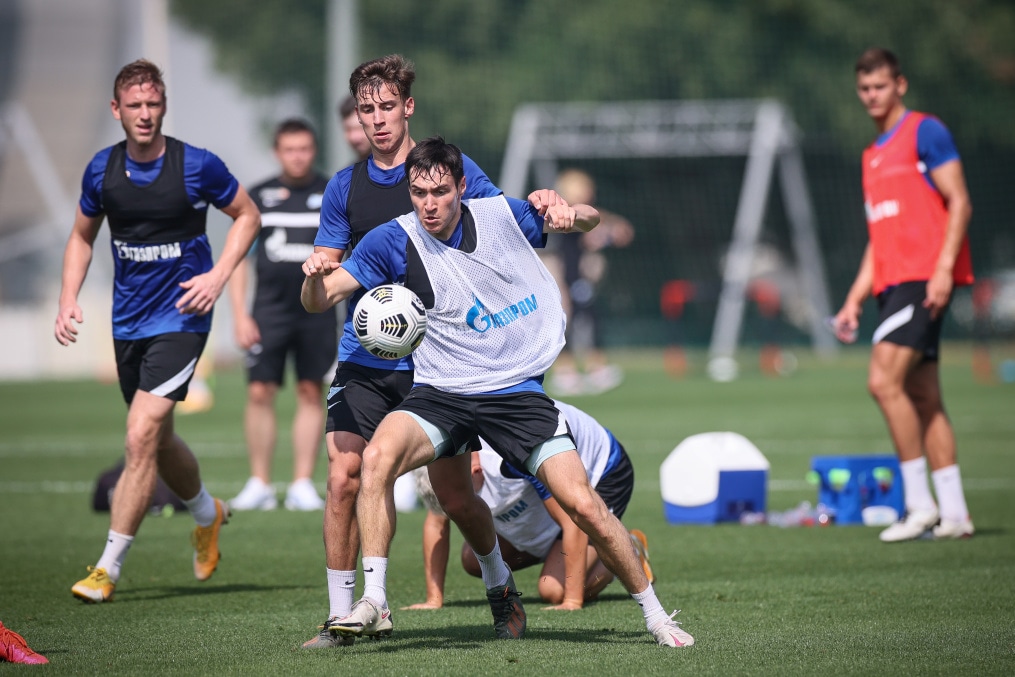 «Газпром»-тренировочные сборы «Зенита» в Дубае: 11 февраля, утренняя тренировка