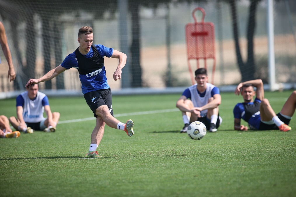 «Газпром»-тренировочные сборы «Зенита» в Дубае: 11 февраля, утренняя тренировка