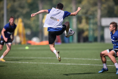 «Газпром»-тренировочные сборы «Зенита» в Дубае: 11 февраля, утренняя тренировка