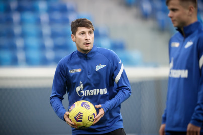 Сине-бело-голубые провели тренировку перед игрой с «Арсеналом» на «Газпром Арене»