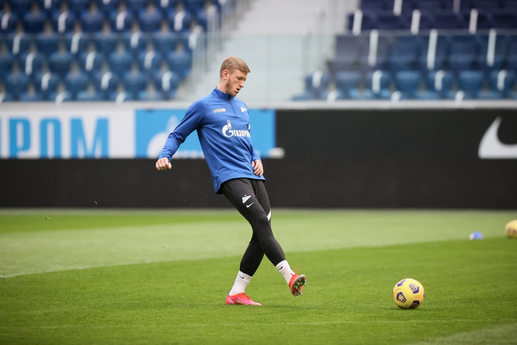 Сине-бело-голубые провели тренировку перед игрой с «Арсеналом» на «Газпром Арене»