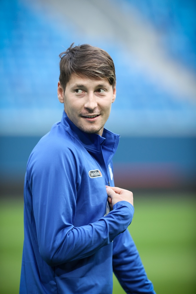 Сине-бело-голубые провели тренировку перед игрой с «Арсеналом» на «Газпром Арене»