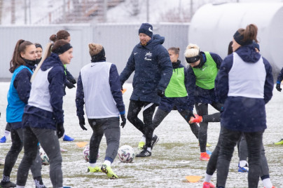 Тренировка женской команды перед матчем «Зенит» — «Енисей»