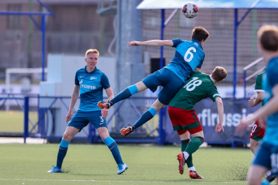 Юношеская футбольная лига-1, «Зенит» U-18 — «Локомотив» U-18