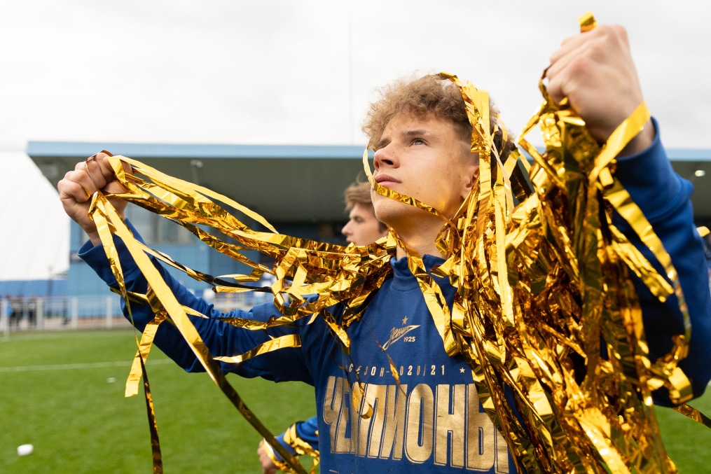 Награждение команд ЮФЛ на матче «Зенит»-м — «Краснодар»-м