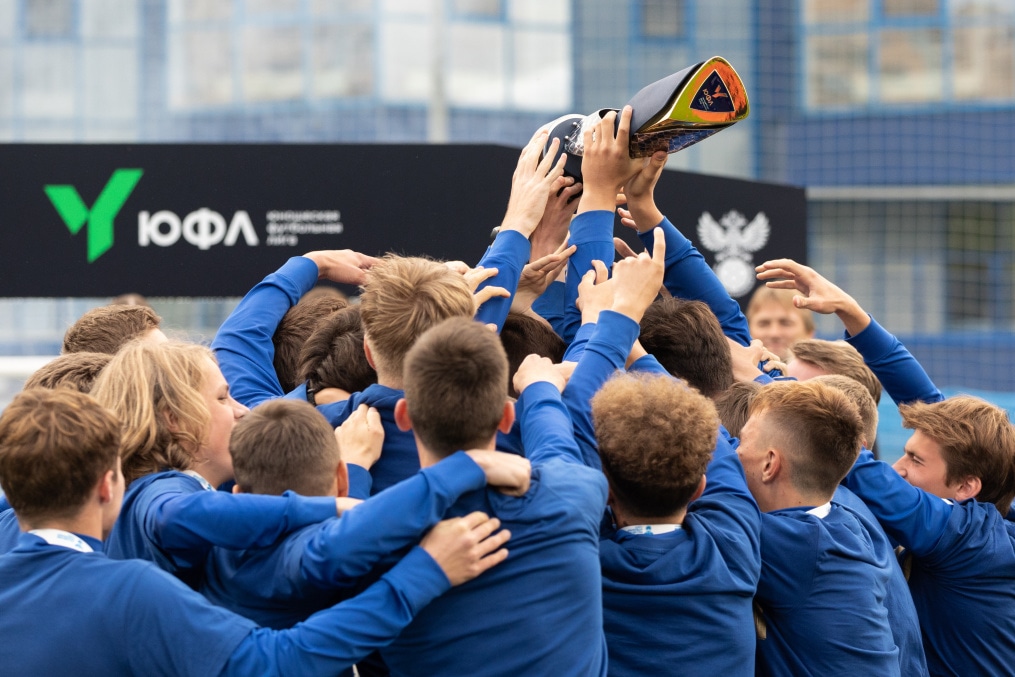 Награждение команд ЮФЛ на матче «Зенит»-м — «Краснодар»-м