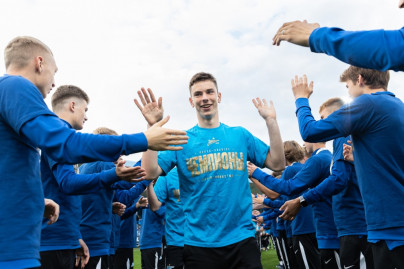 Награждение команд ЮФЛ на матче «Зенит»-м — «Краснодар»-м