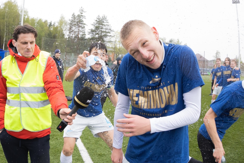 Юношеская футбольная лига-2, «Мастер-Сатурн» U-17 — «Зенит» U-17.