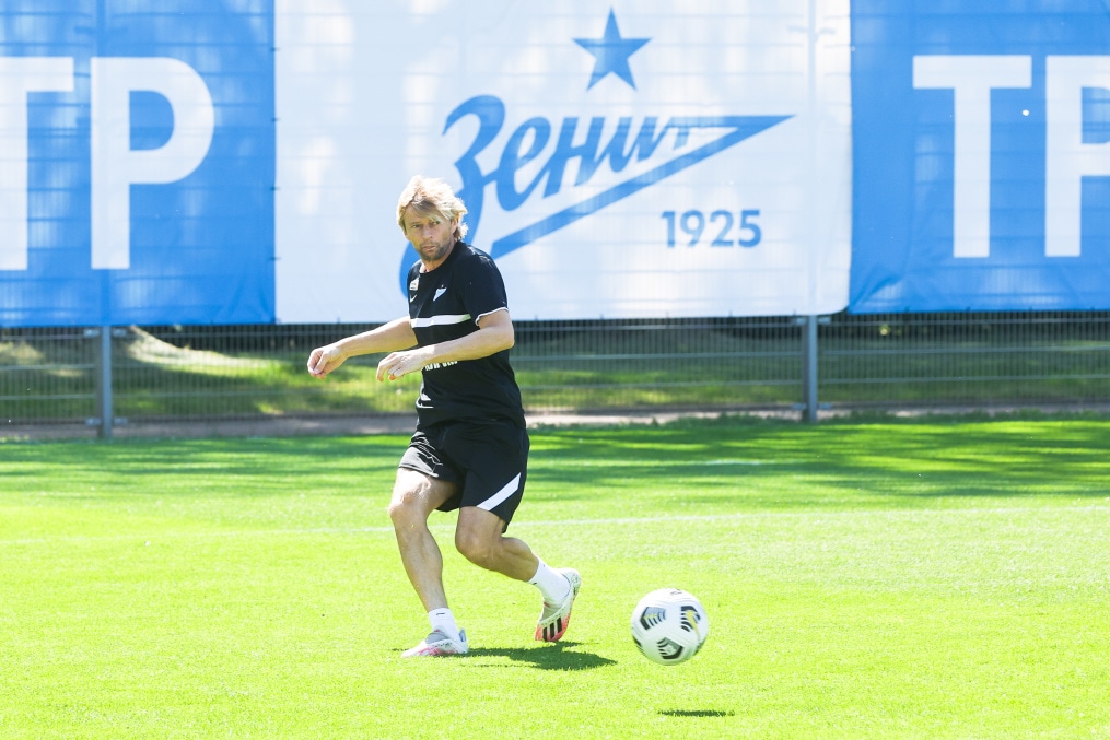 Первые «Газпром»-тренировочные сборы «Зенита»: 18 июня, утренняя тренировка