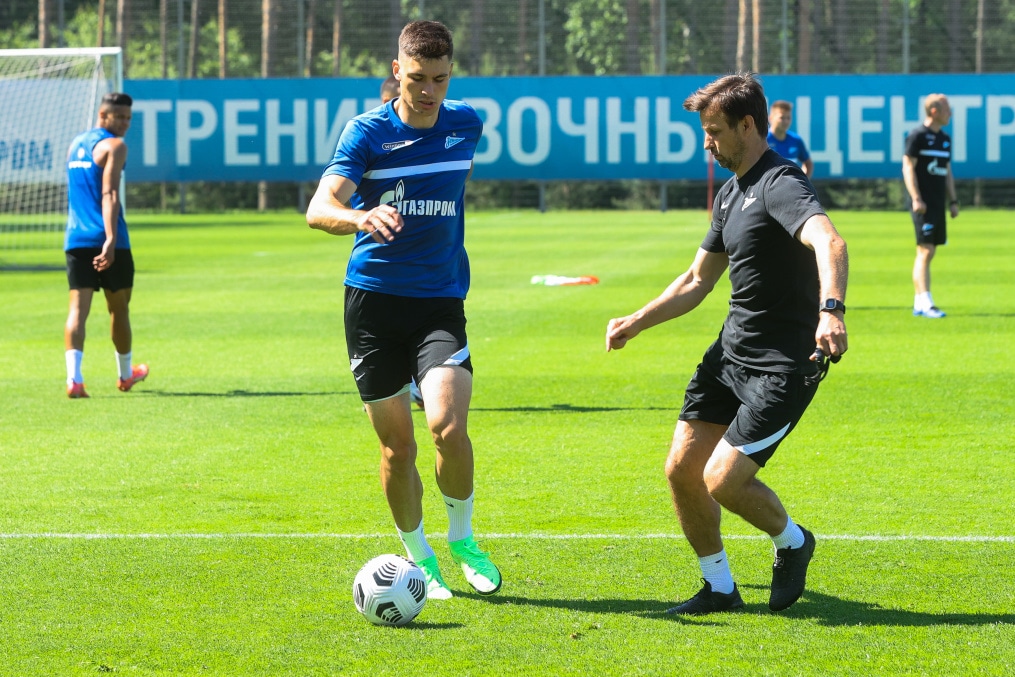 Первые «Газпром»-тренировочные сборы «Зенита»: 18 июня, утренняя тренировка